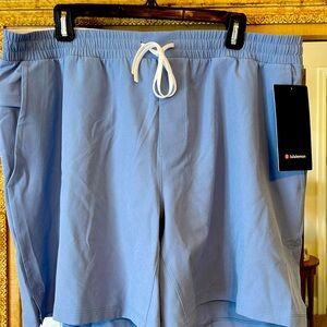 NWT Men’s XXL Pool Short 7” in Blue Willow